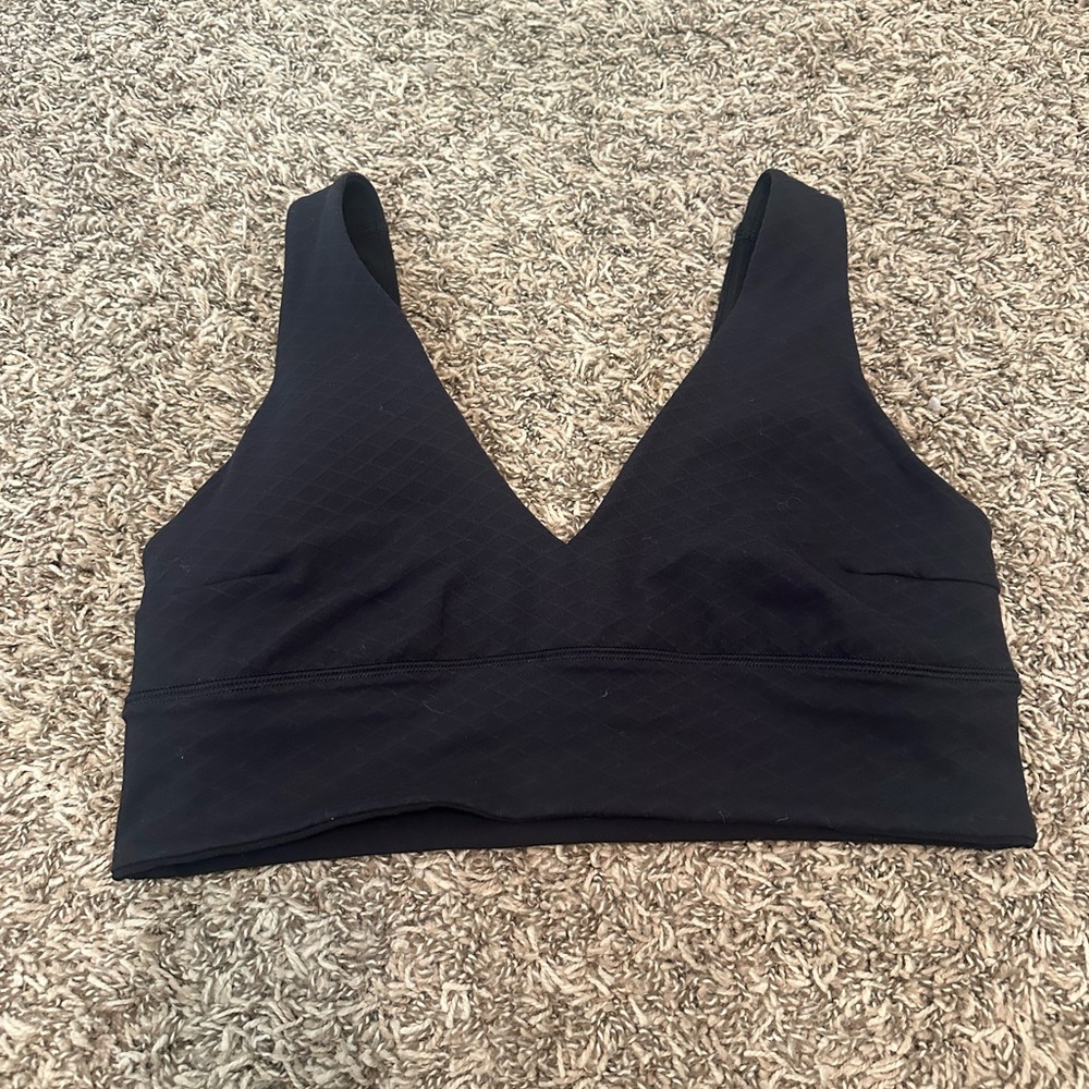 lululemon Align™ V-Neck Bra
*Light Support, C/D Cup